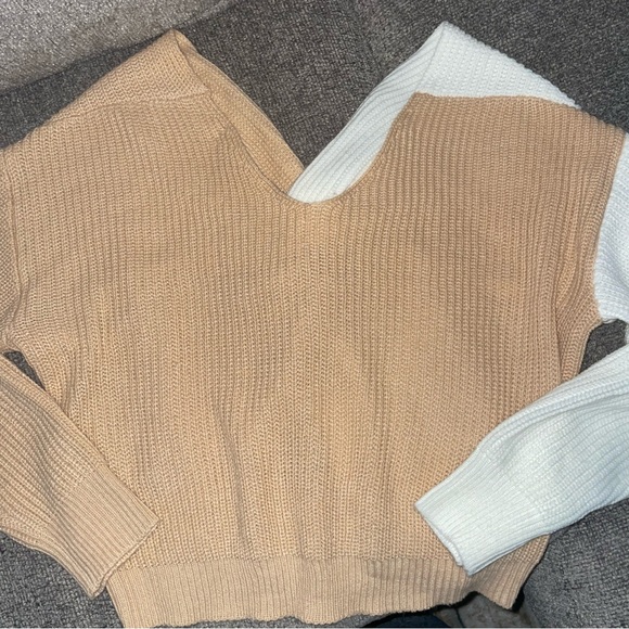 SHEIN Sweaters - Two Toned Knot Sweater
